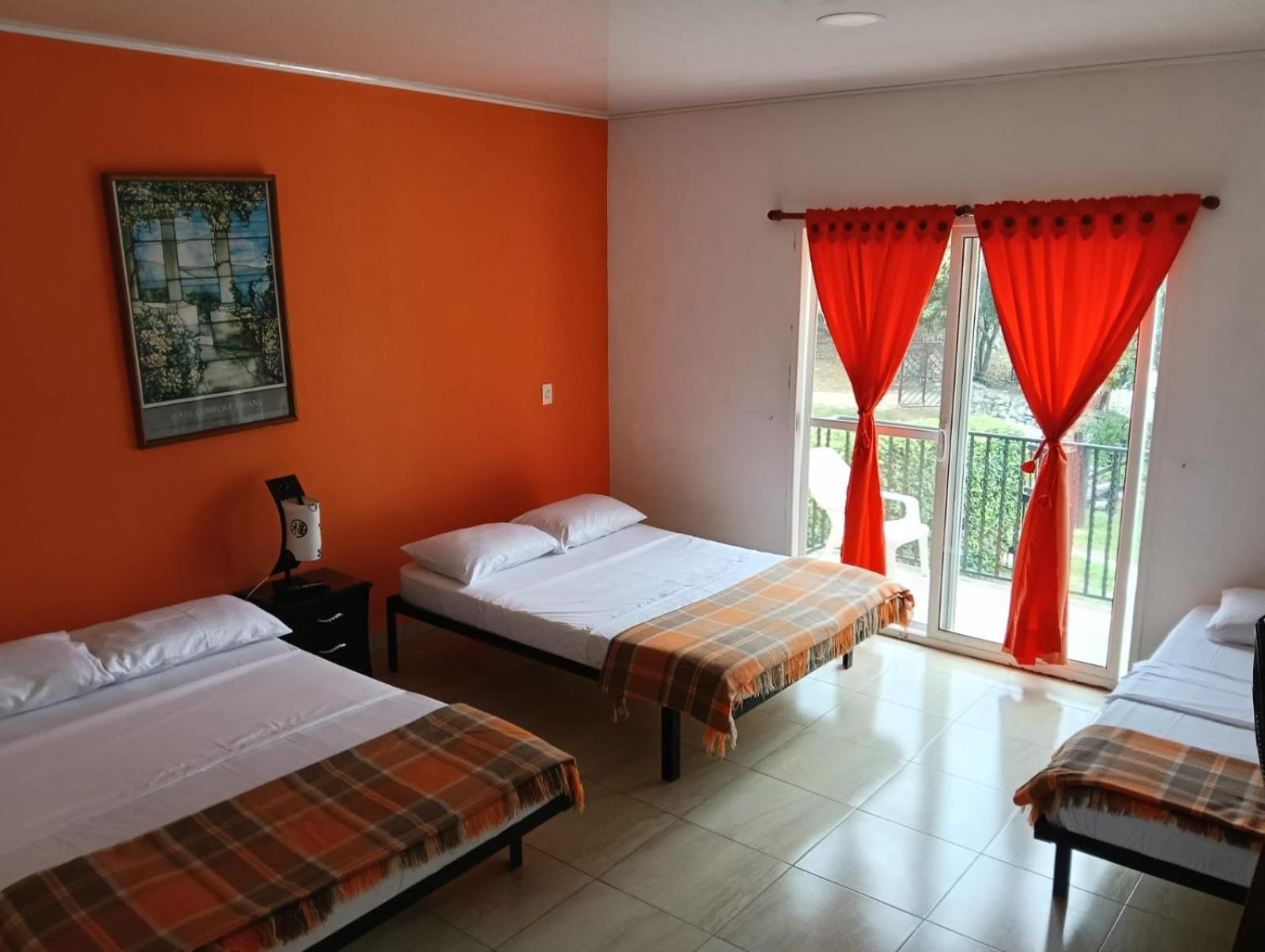 Loma Linda Hotel De Naturaleza Ла Меса Екстериор снимка